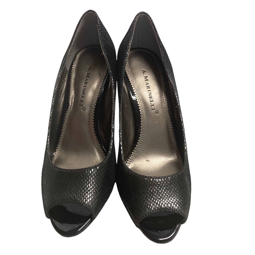 A. Marinelli Women’s Heels Size 7 Brownish Gray‎